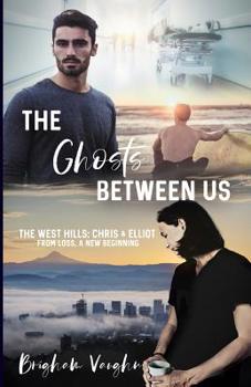 Paperback The Ghosts Between Us Book
