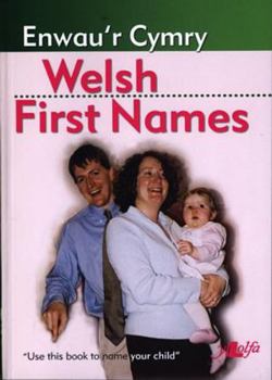 Paperback Welsh First Names \ Enwau'r Cymry Book