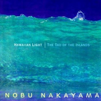 Paperback Hawaiian Light: The Tao of the Islands Book