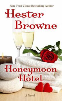 Hardcover Honeymoon Hotel [Large Print] Book