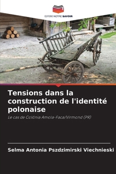 Paperback Tensions dans la construction de l'identité polonaise [French] Book