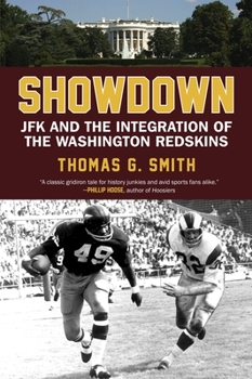 Paperback Showdown: JFK and the Integration of the Washington Redskins Book