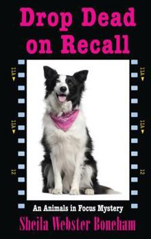 Hardcover Drop Dead on Recall (An Animals in Focus Mystery) [Large Print] Book