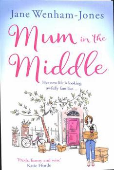 Paperback Mum in the Middle Book