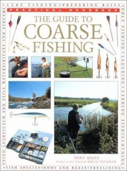 Paperback The Guide to Coarse Fishing Book