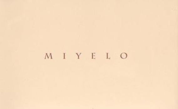 Paperback Miyelo Book
