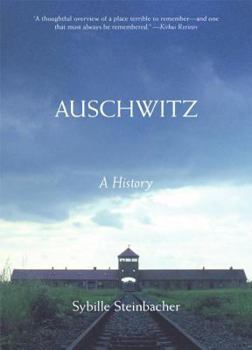 Paperback Auschwitz: A History Book