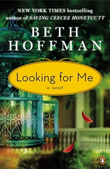 Paperback Looking for Me Book