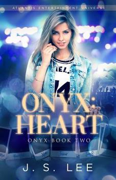 Paperback Onyx: Heart Book