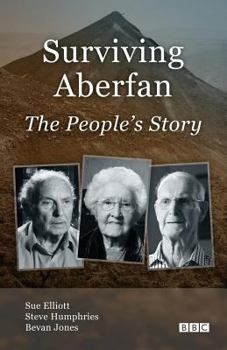Paperback Surviving Aberfan: The People's Story Book