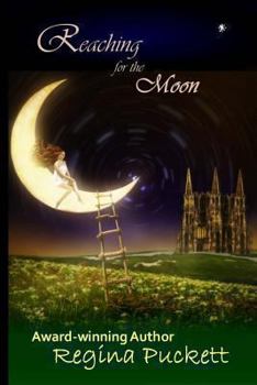 Paperback Reaching for the Moon Book