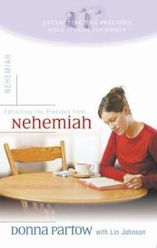 Paperback Extracting the Precious from Nehemiah Book