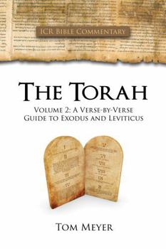 Paperback The Torah, Volume 2: A Verse-by-Verse Guide to Exodus and Leviticus Book