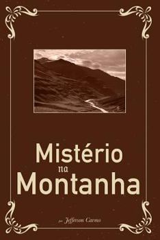 Paperback Misterio na Montanha [Portuguese] Book