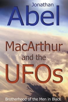 Paperback MacArthur and the UFOs Book