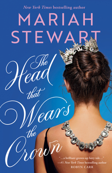 Paperback The Head That Wears the Crown Book