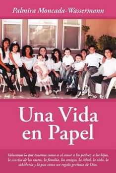 Paperback Una Vida en Papel [Spanish] Book