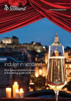 Paperback Indulge in Scotland 2010 Book