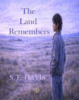 Paperback The Land Remembers (Little Bear) Book