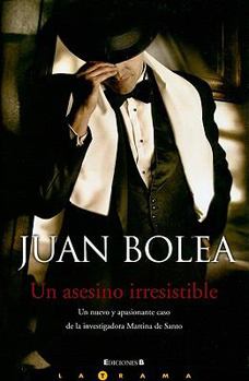 Hardcover Un Asesino Irresistible [Spanish] Book