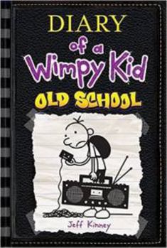 Paperback Old School (Diary of a Wimpy Kid #10) Book