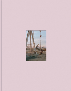 Hardcover The Earth Crunches Beneath My Feet: Lisa Röing Baer Book