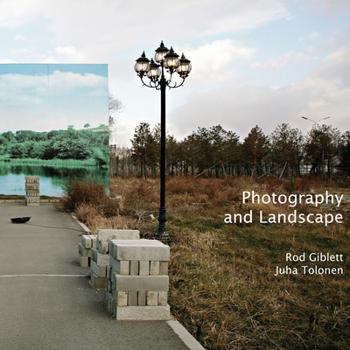 Paperback Photography and Landscape Book