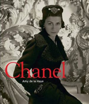 Paperback Chanel: Couture and Industry Book