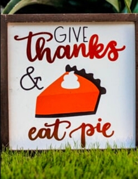 Paperback Thanksgiving -Give thanks & eat pie: Thanksgiving-Give thanks & eat pie notebook/journal/planner 100 pages Book