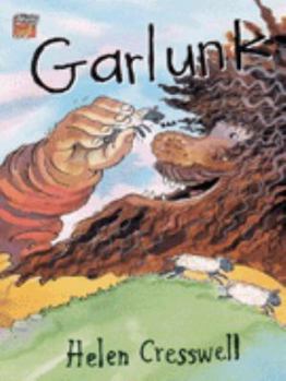 Paperback Garlunk (Cambridge Reading) Book
