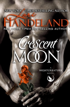 Paperback Crescent Moon: A Nightcreature Novel Book
