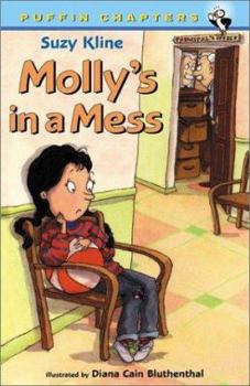 Paperback Molly's in a Mess Book