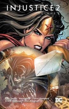 Paperback Injustice 2 Vol. 5 Book
