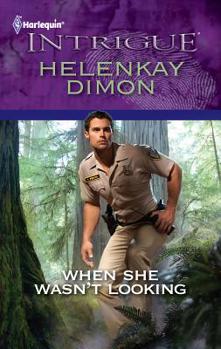 Mass Market Paperback When She Wasn't Looking Book