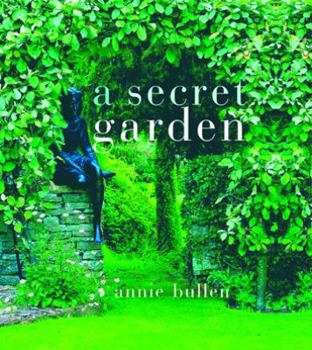 Paperback A Secret Garden Book