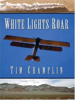Hardcover White Lights Roar [Large Print] Book