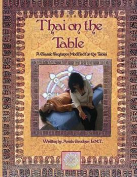 Paperback Thai on the Table: East Meets West Book