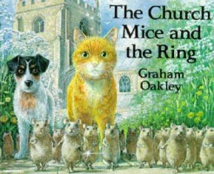 Paperback The Church Mice and the Ring Book