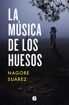 Paperback La Música de Los Huesos / The Music in Bones [Spanish] Book