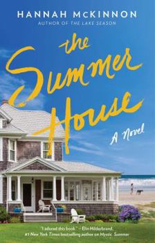 Paperback The Summer House Book