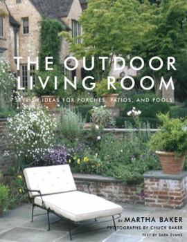 Hardcover The Outdoor Living Room Book