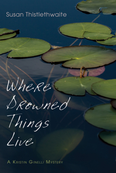 Paperback Where Drowned Things Live Book