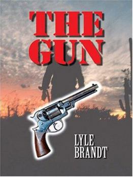 Hardcover The Gun [Large Print] Book
