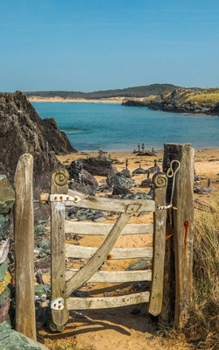 Paperback Notebook: sea gate beach stones coast recreation Book