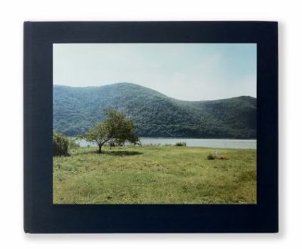 Hardcover Stephen Shore: The Hudson Valley: Blind Spot Series 01 Book