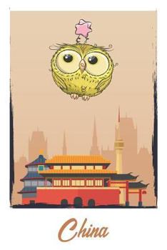 Paperback Little Yellow Owl in China Book