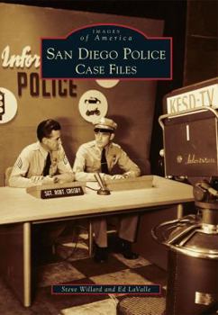 Paperback San Diego Police: Case Files Book