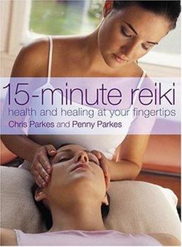 Paperback 15-Minute Reiki: Health and Healing at Your Fingertips Book