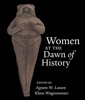 Paperback Women at the Dawn of History Book