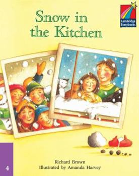 Paperback Snow in the Kitchen ELT Edition Book